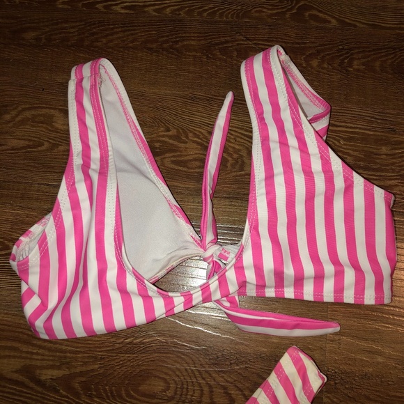 Pink&White Bikini Set - Picture 2 of 4